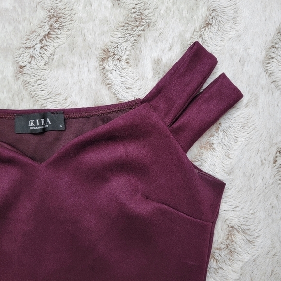 Akira Purple Strappy Shoulder Soft Crop Top Size M - Picture 7 of 11
